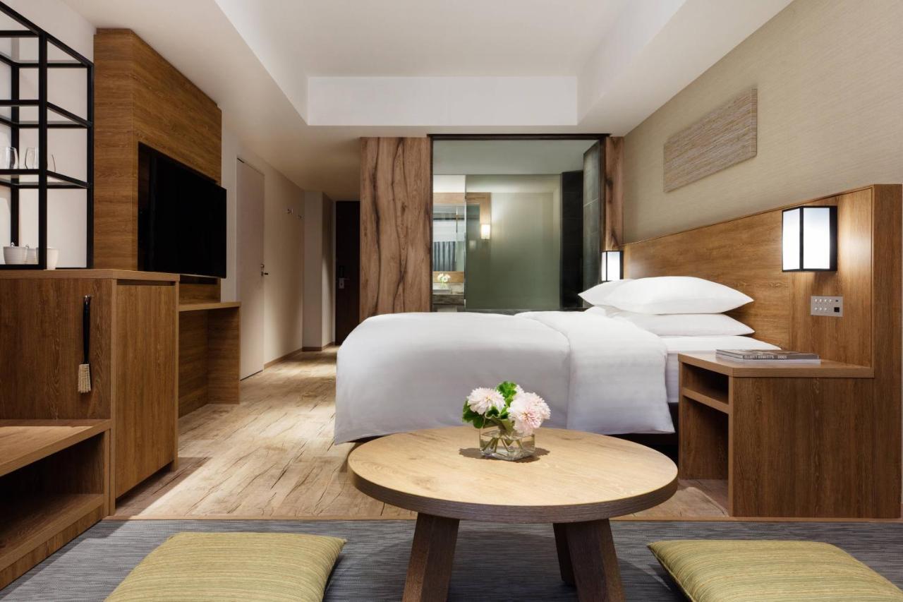 Готель Courtyard By Marriott Хакуба Екстер'єр фото